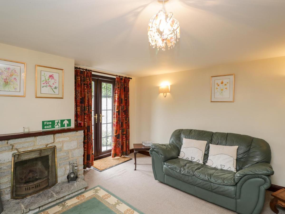 Lawn Farm Cottage Gloucester Extérieur photo