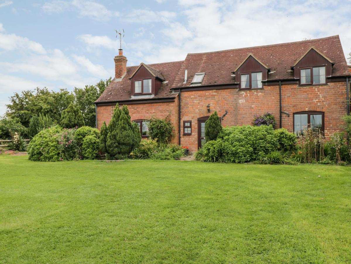 Lawn Farm Cottage Gloucester Extérieur photo